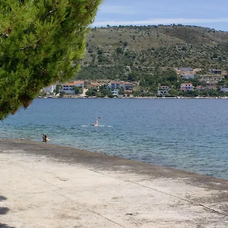 Appartamento By The Sea - 15566