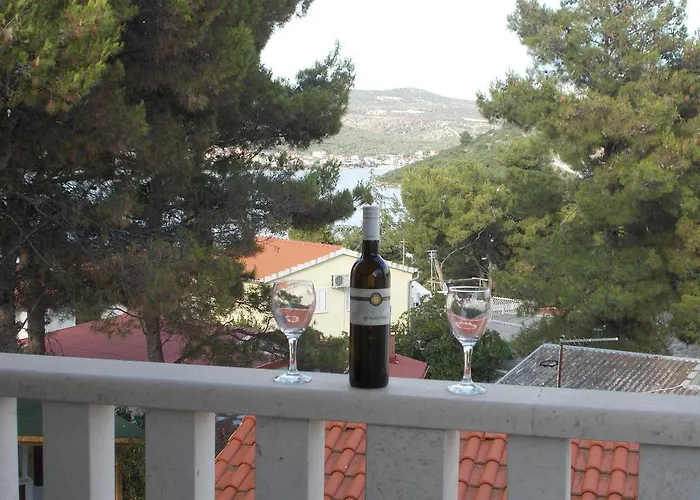 By The Sea - 15566 아파트 *